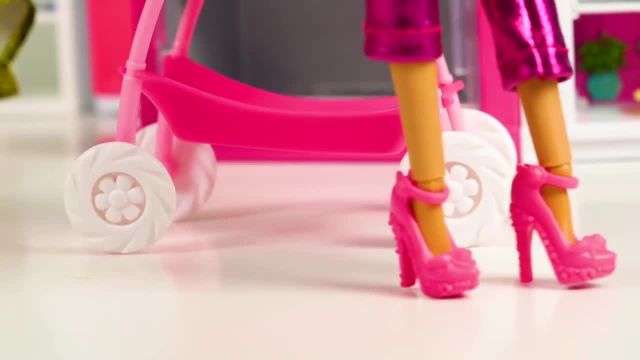 Spielspaß mit Baby Born und Irene.mp4